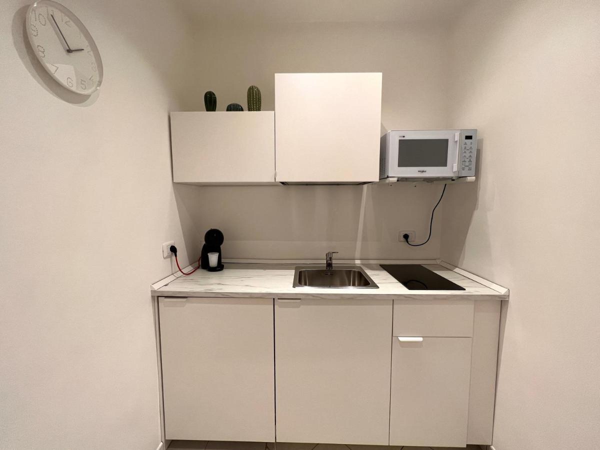 Iv House Rom